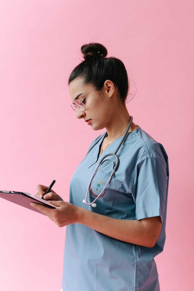 there are a few things to consider before buying a new set of scrubs for work