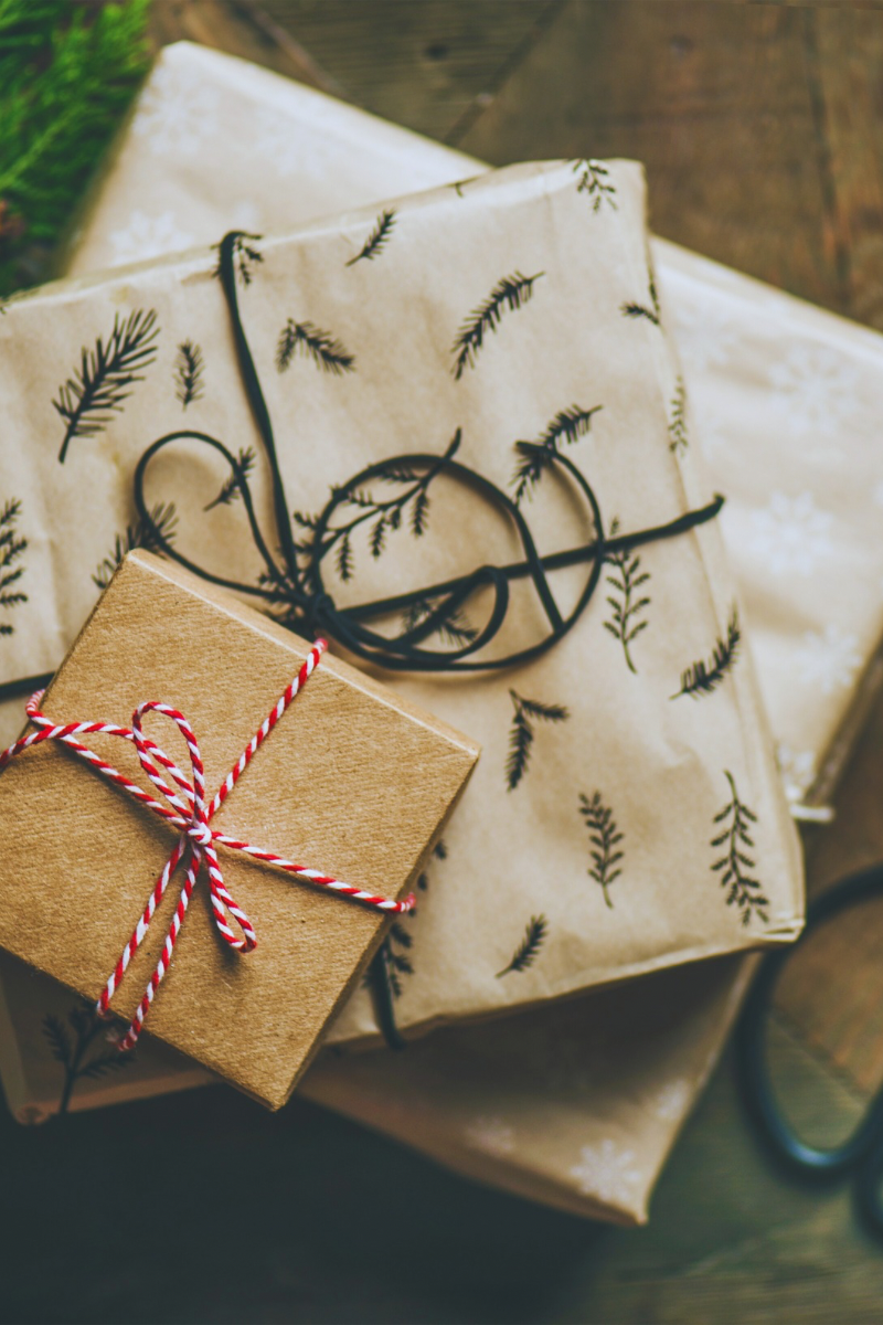 Find the perfect gifts for the healthcare hero in your life using this gift guide